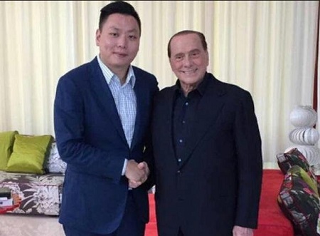 大家都是同行，同有一颗悬壶济世的心，就莫要在这些小事上做口角之争吧，失了风度。